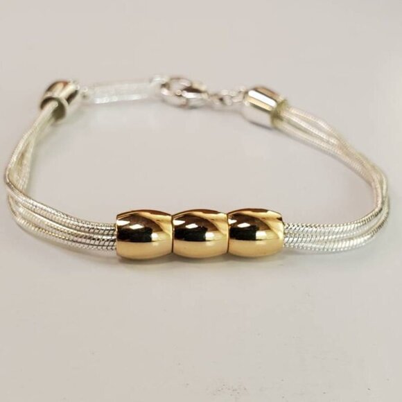 Napier Signed Vintage 3 Strand Silver tone and Gold tone Bead Bracelet - Picture 5 of 9
